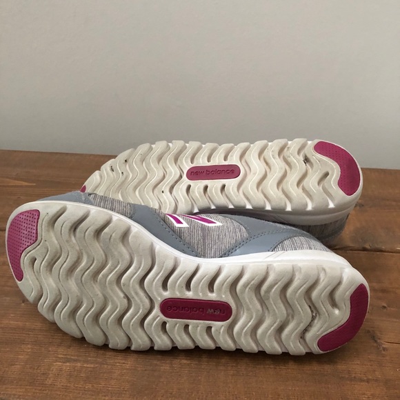 New Balance Women's Running Shoes 317 Size 7 - Picture 6 of 7